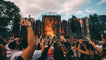 La Mainstage du Moorea Festival 2026 en situation